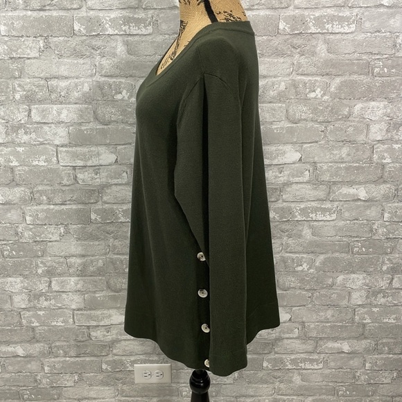 Chadwick’s Green Side Button Sweater - Picture 3 of 6